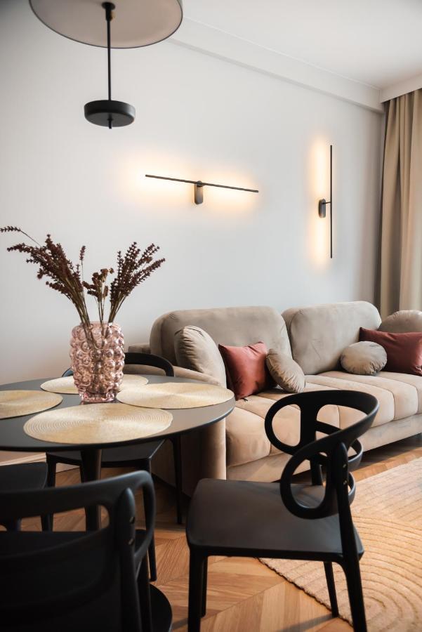 Remarkable City Centre Apartment Warsaw Exterior photo