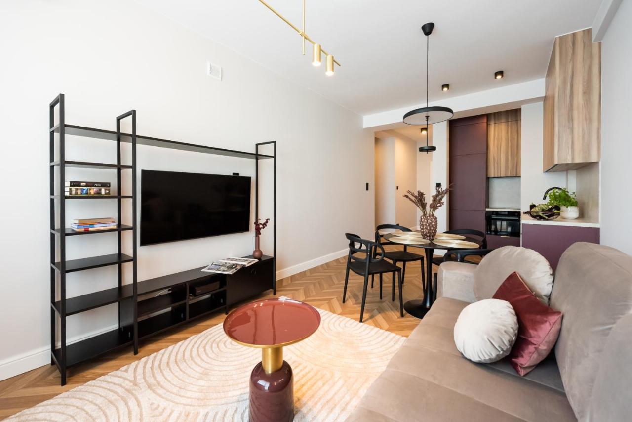 Remarkable City Centre Apartment Warsaw Exterior photo